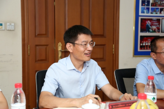 上海交通大學(xué)高級金融學(xué)院副院長(cháng)潘杰一行蒞臨社科賽斯暨中國MBA教育網(wǎng)