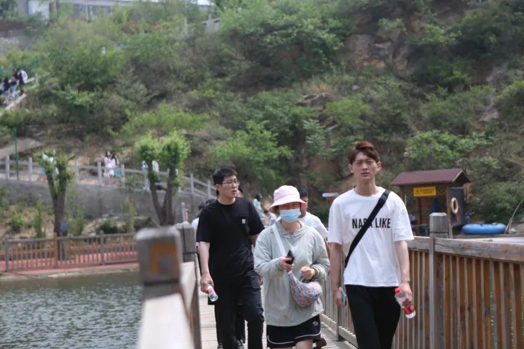 立足當“夏”，覓清涼 