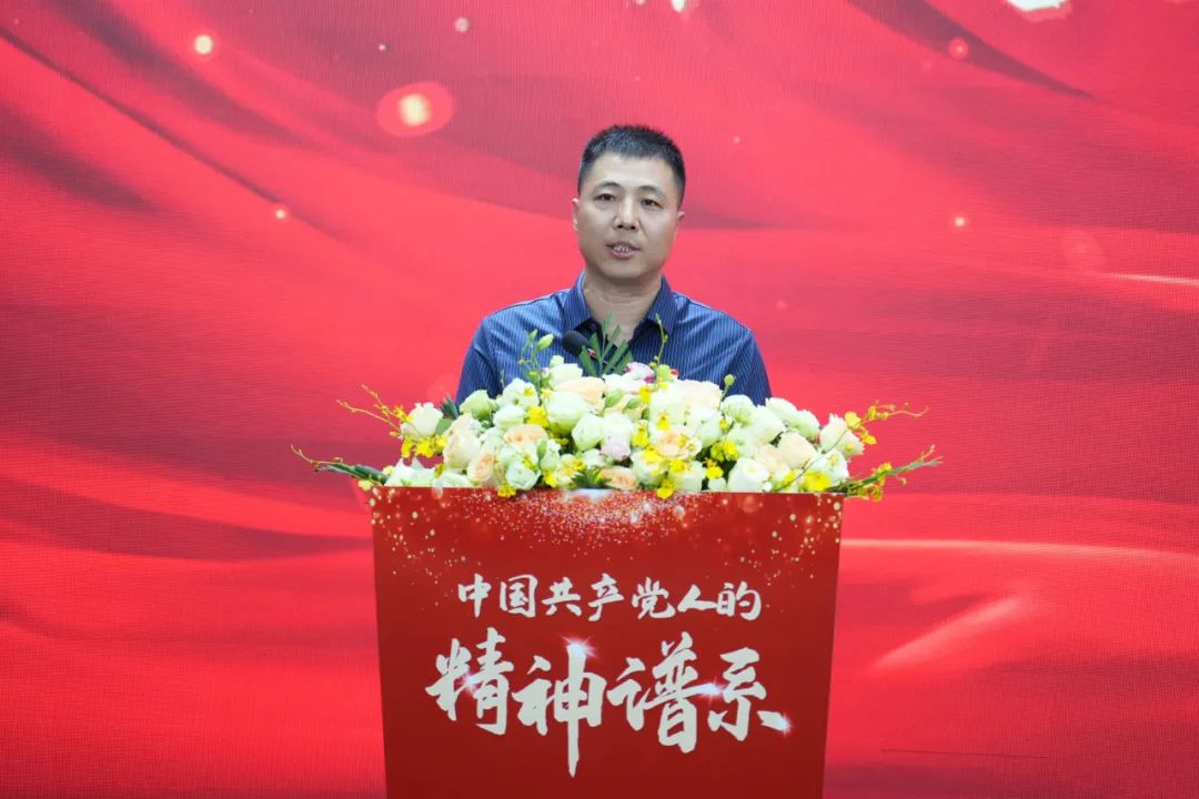 祝賀！社科賽斯黨支部書(shū)記李發(fā)進(jìn)被授予“改革開(kāi)放精神”宣傳大使！